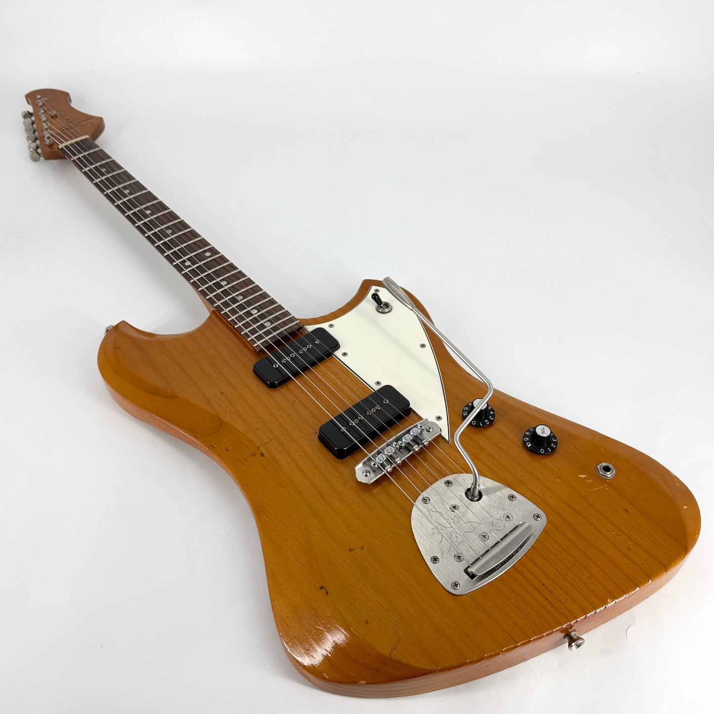 2025 Novo Nucleus Voltur J Light Distress – Amber