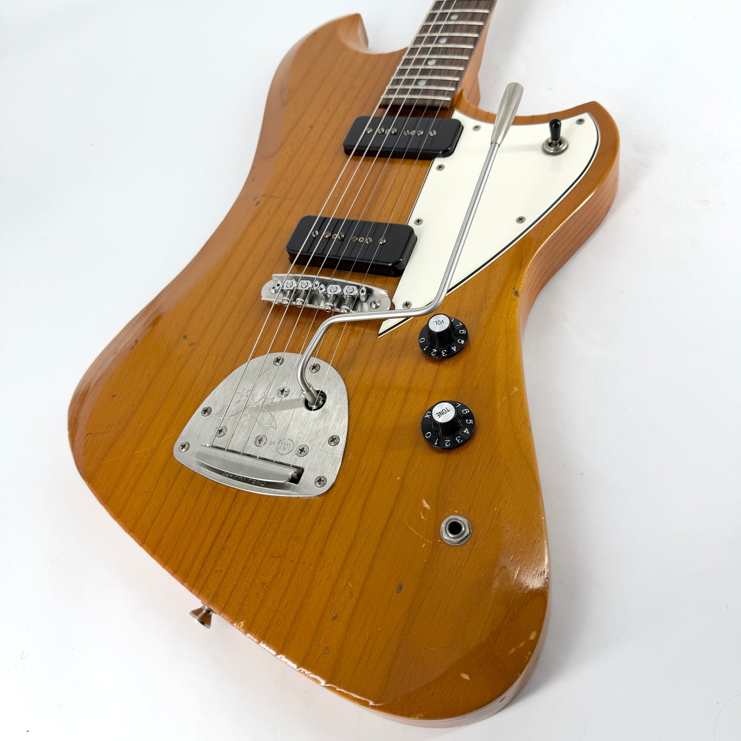 2025 Novo Nucleus Voltur J Light Distress – Amber