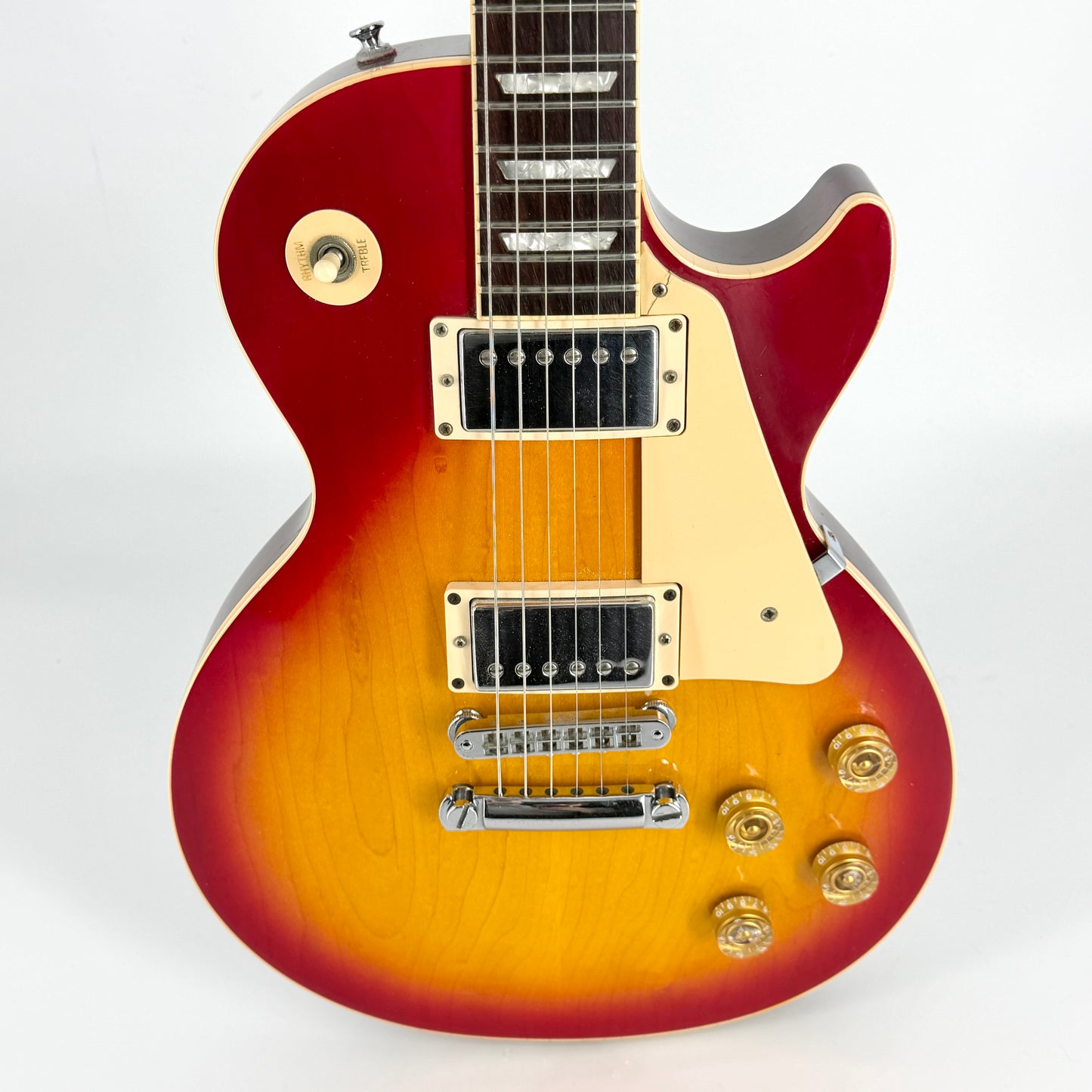 1997 Gibson Les Paul Standard – Cherry Sunburst