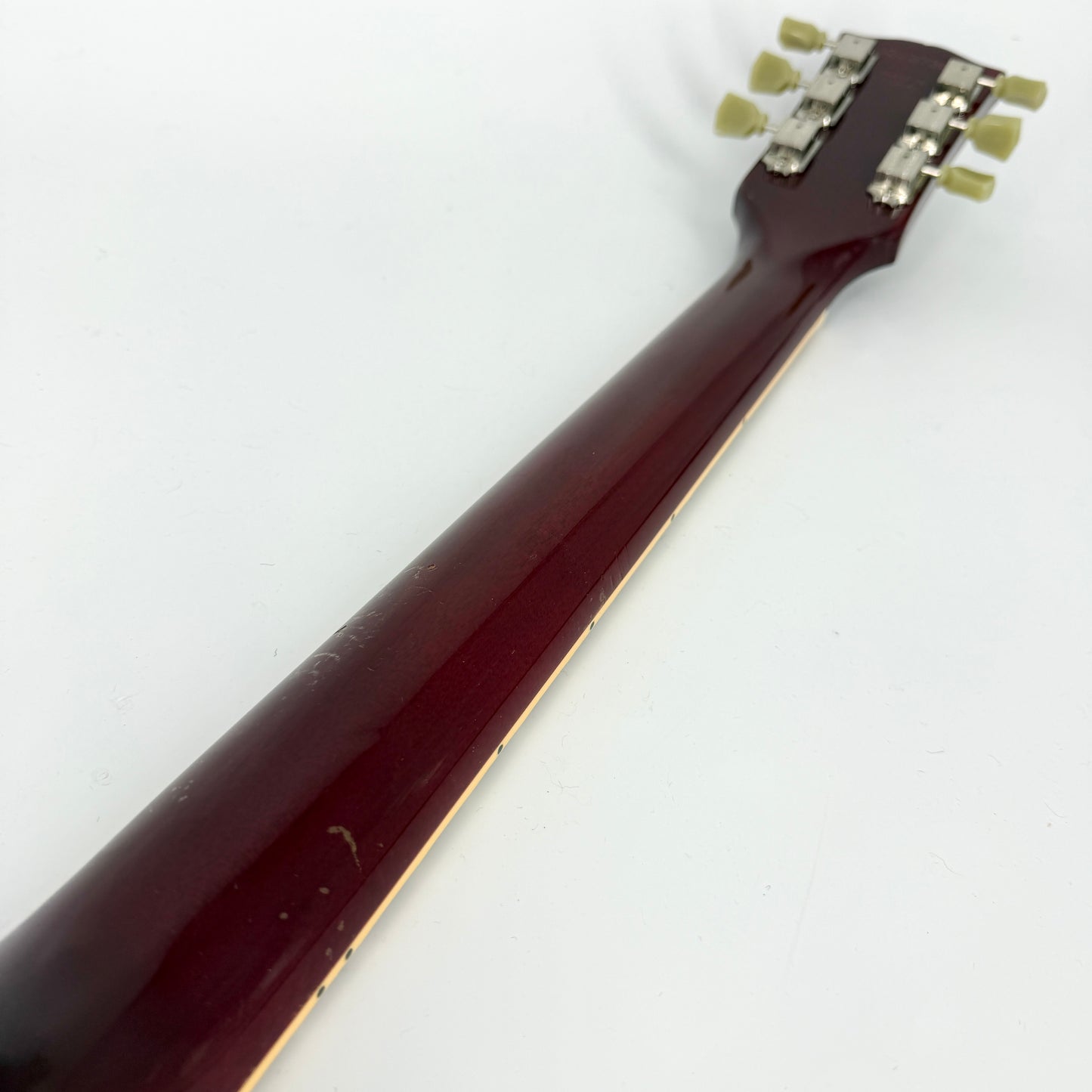 1997 Gibson Les Paul Standard – Cherry Sunburst