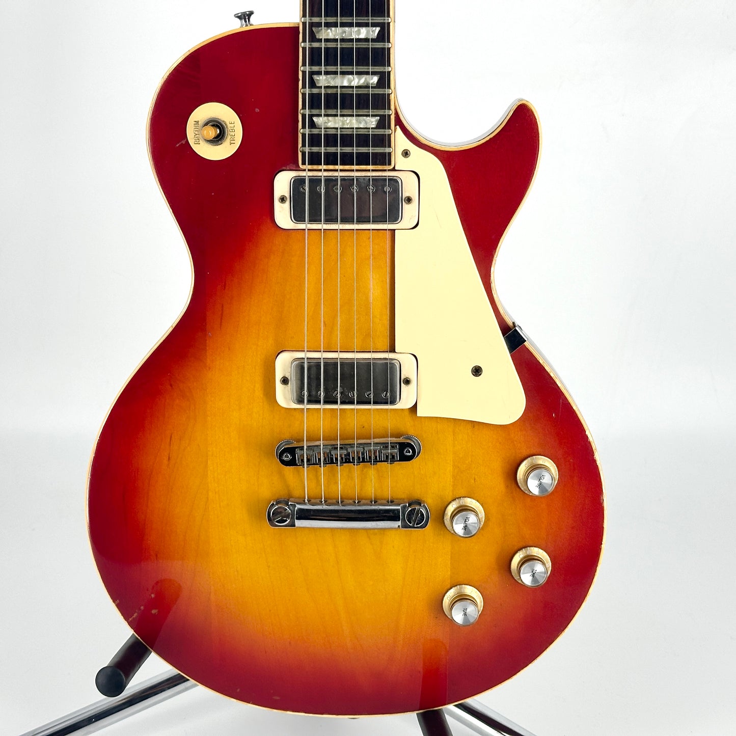 1975 Gibson Les Paul Deluxe - Cherry Sunburst