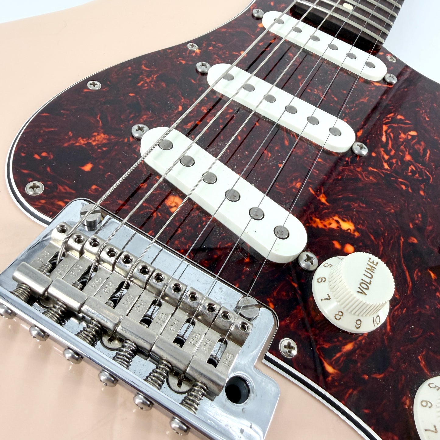 2021 Fender Limited Edition American Professional II Stratocaster Solid Rosewood Neck - Shell Pink