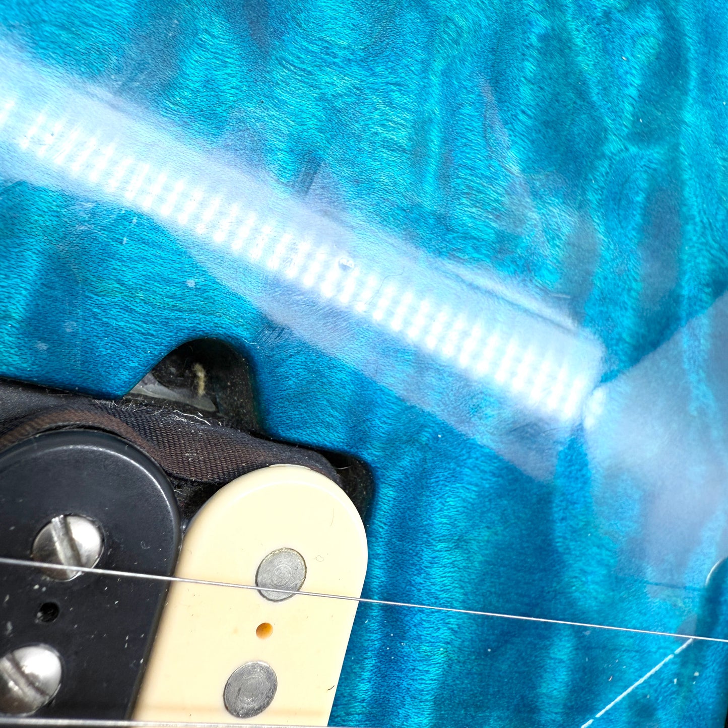 1996 Ernie Ball Music Man Axis – Blue Translucent