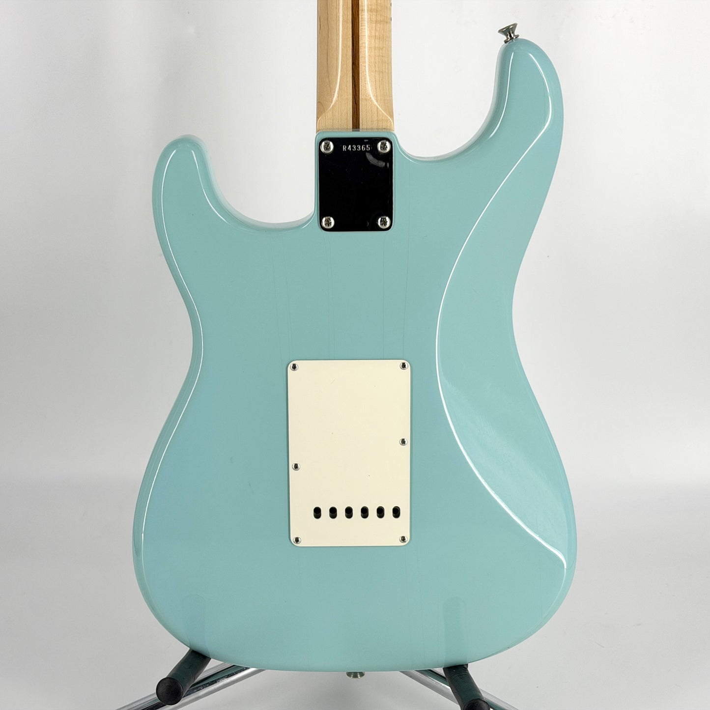2009 Fender Custom Shop ’56 Stratocaster NOS – Daphne Blue