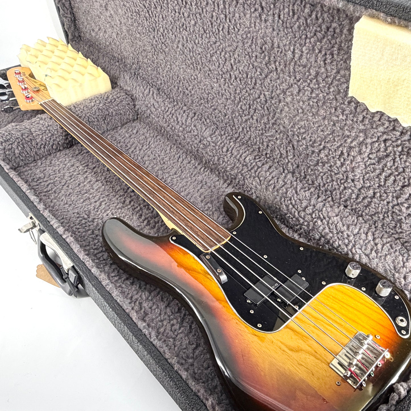 1978 Fender Fretless Precision Bass - Sunburst