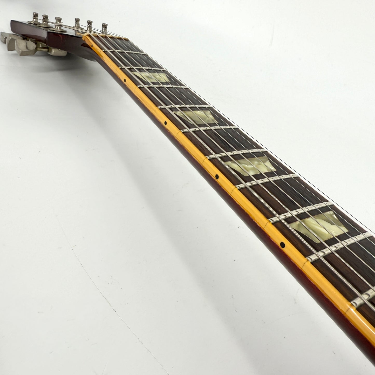 1977 Gibson Les Paul Deluxe – Wine Red