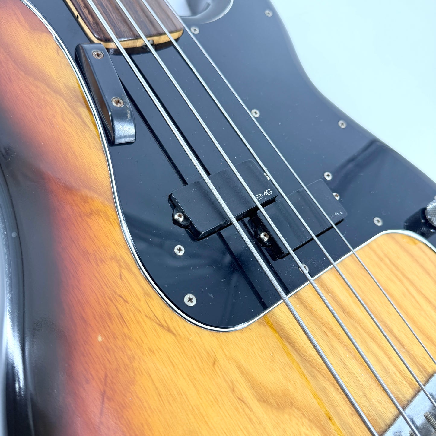 1978 Fender Fretless Precision Bass - Sunburst