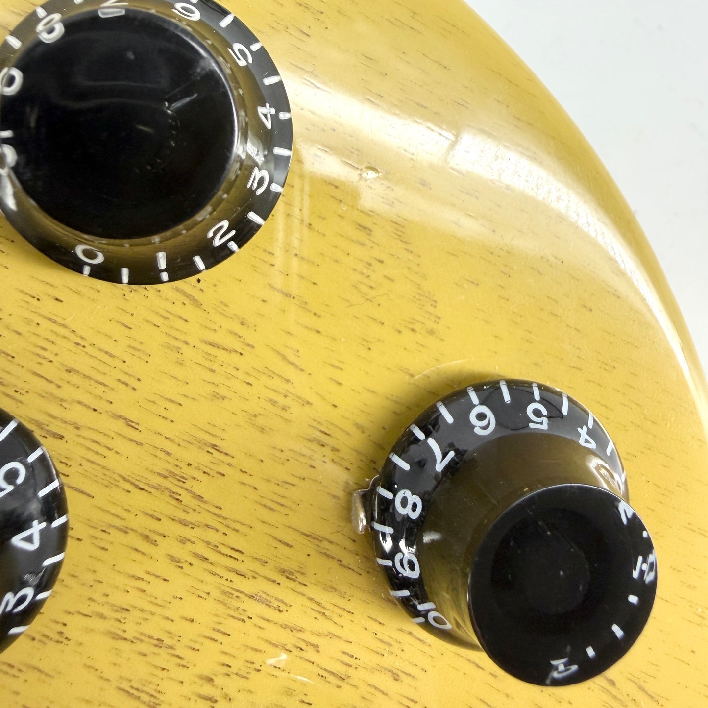 2023 Gibson SG Standard - TV Yellow