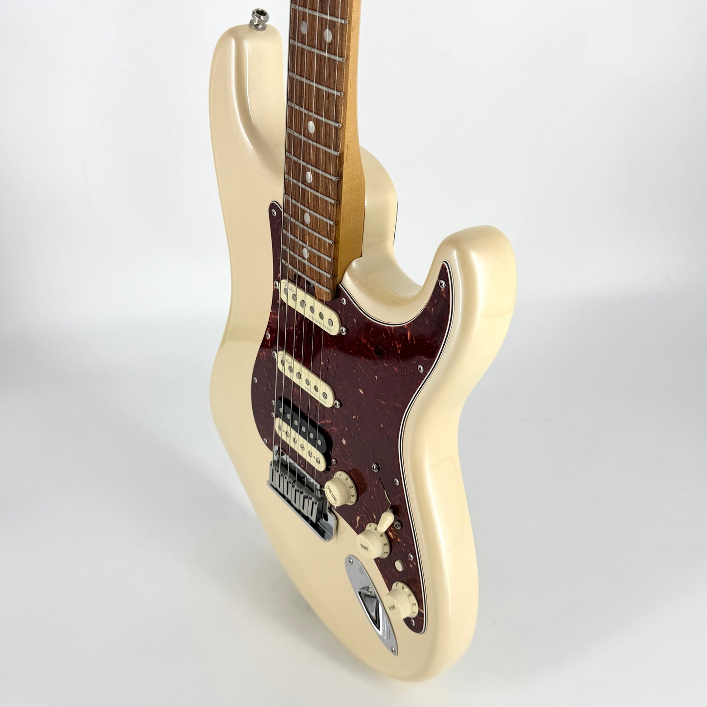 2016 Fender American Elite HSS Shawbucker Stratocaster – Olympic Pearl