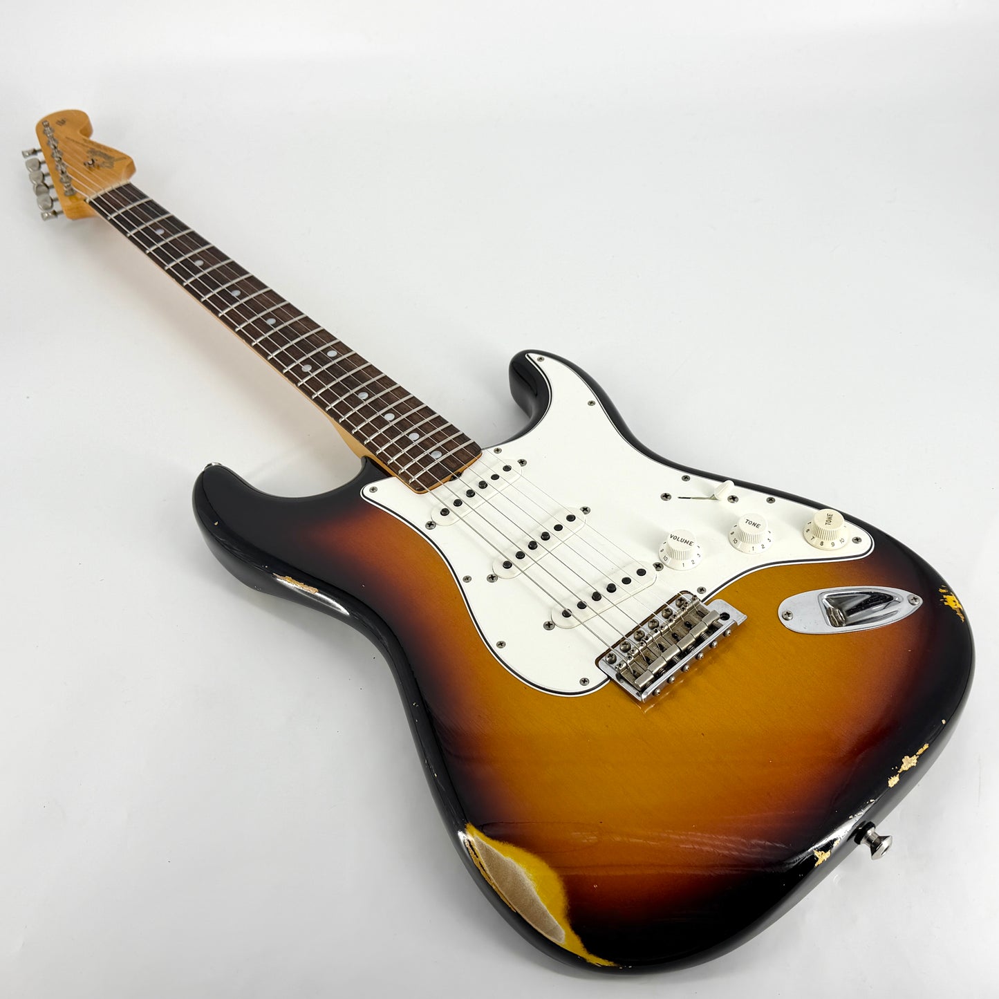 2019 Fender Custom Shop '65 Stratocaster Relic - 3 Tone Sunburst