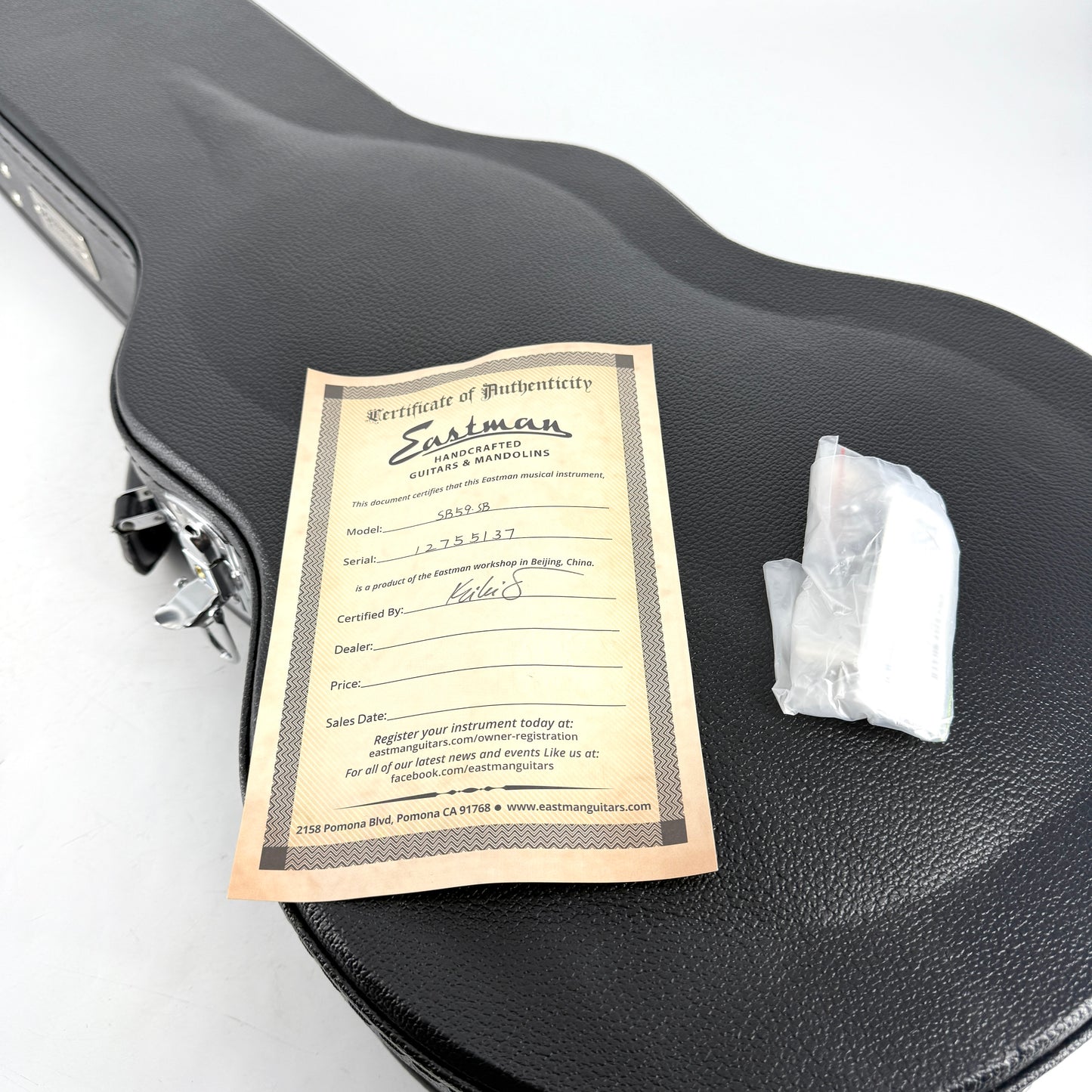 2022 Eastman SB59-SB - Sunburst