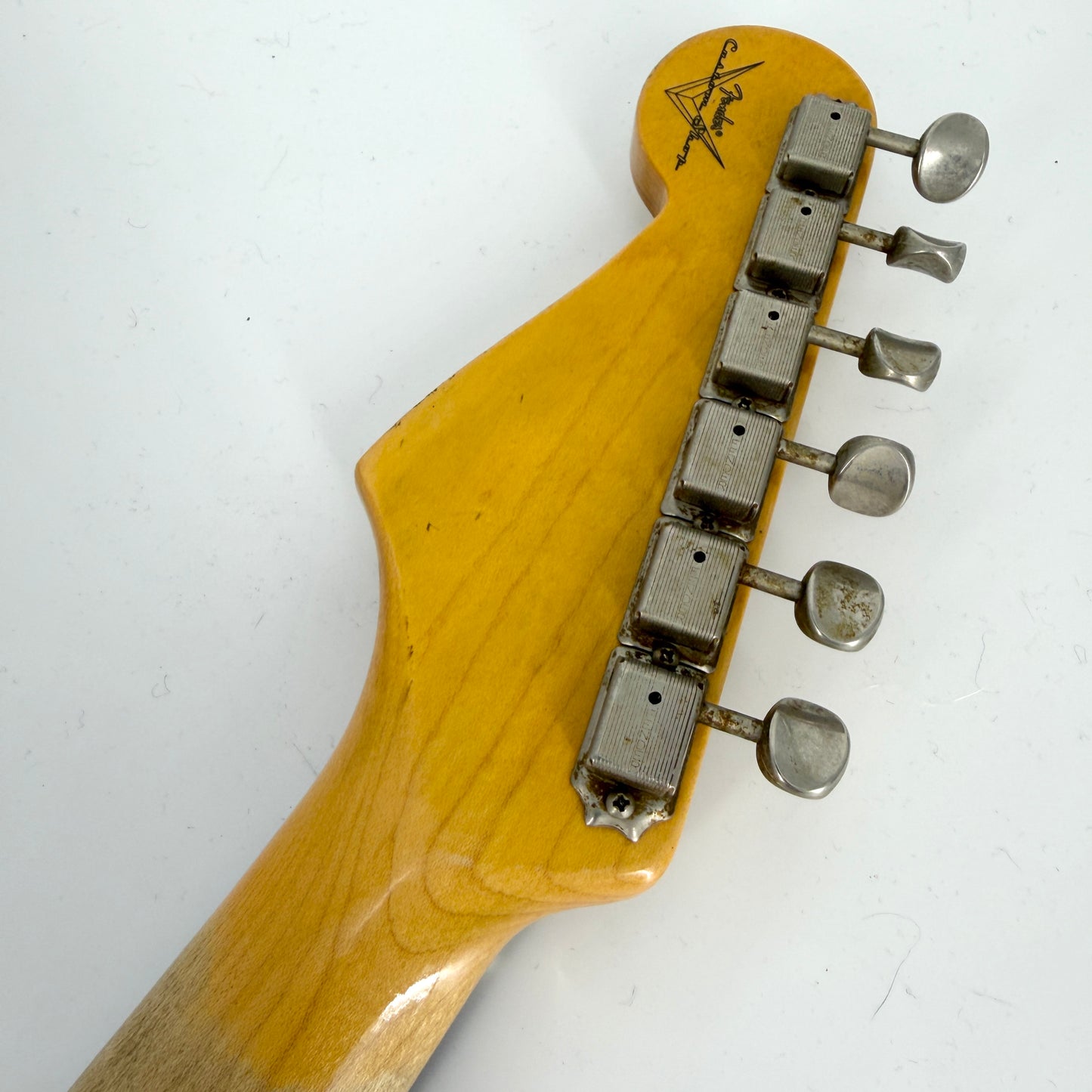 2021 Fender Custom Shop ’61 Stratocaster Heavy Relic - Black over Desert Sand