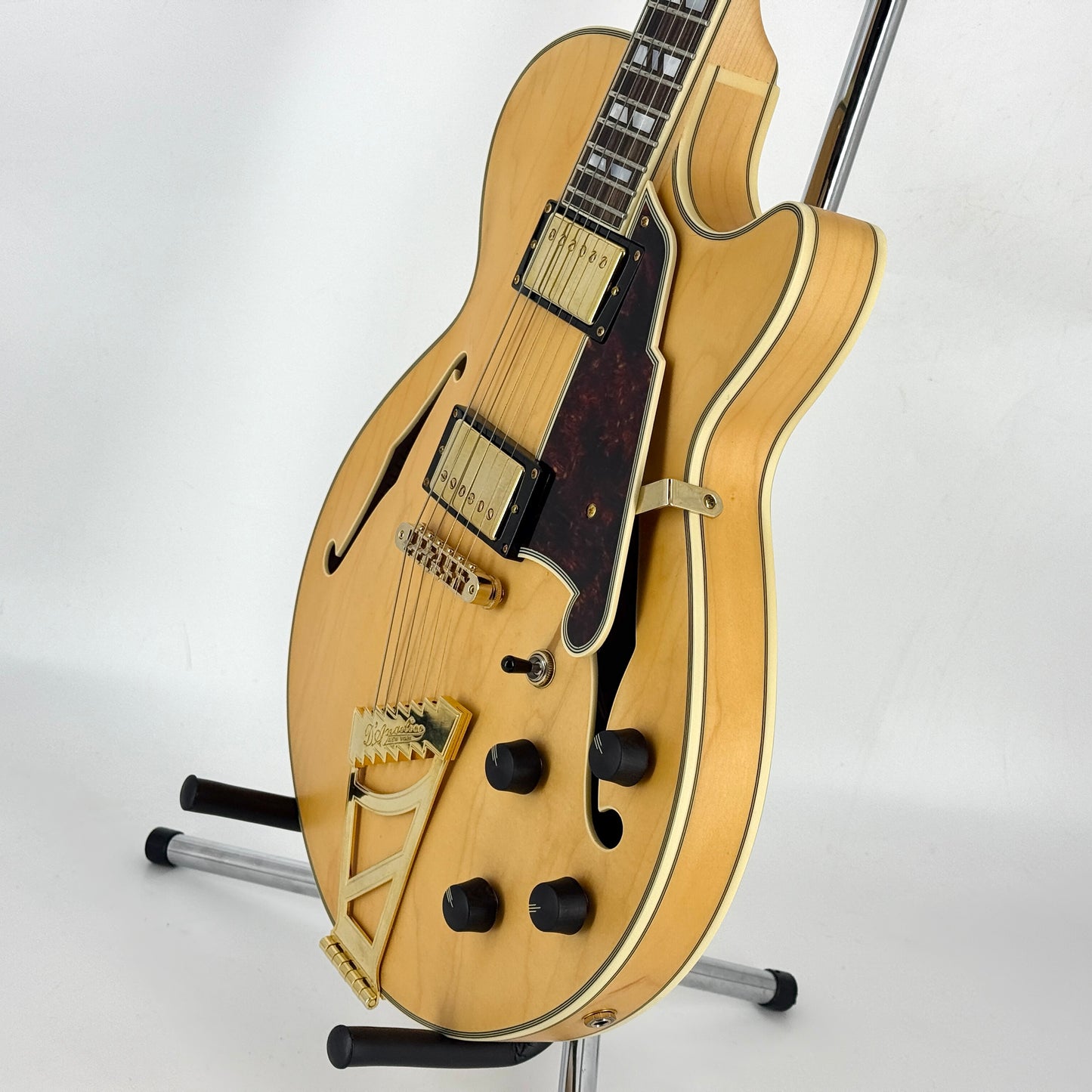 2022 D'Angelico Deluxe SS - Satin Honey