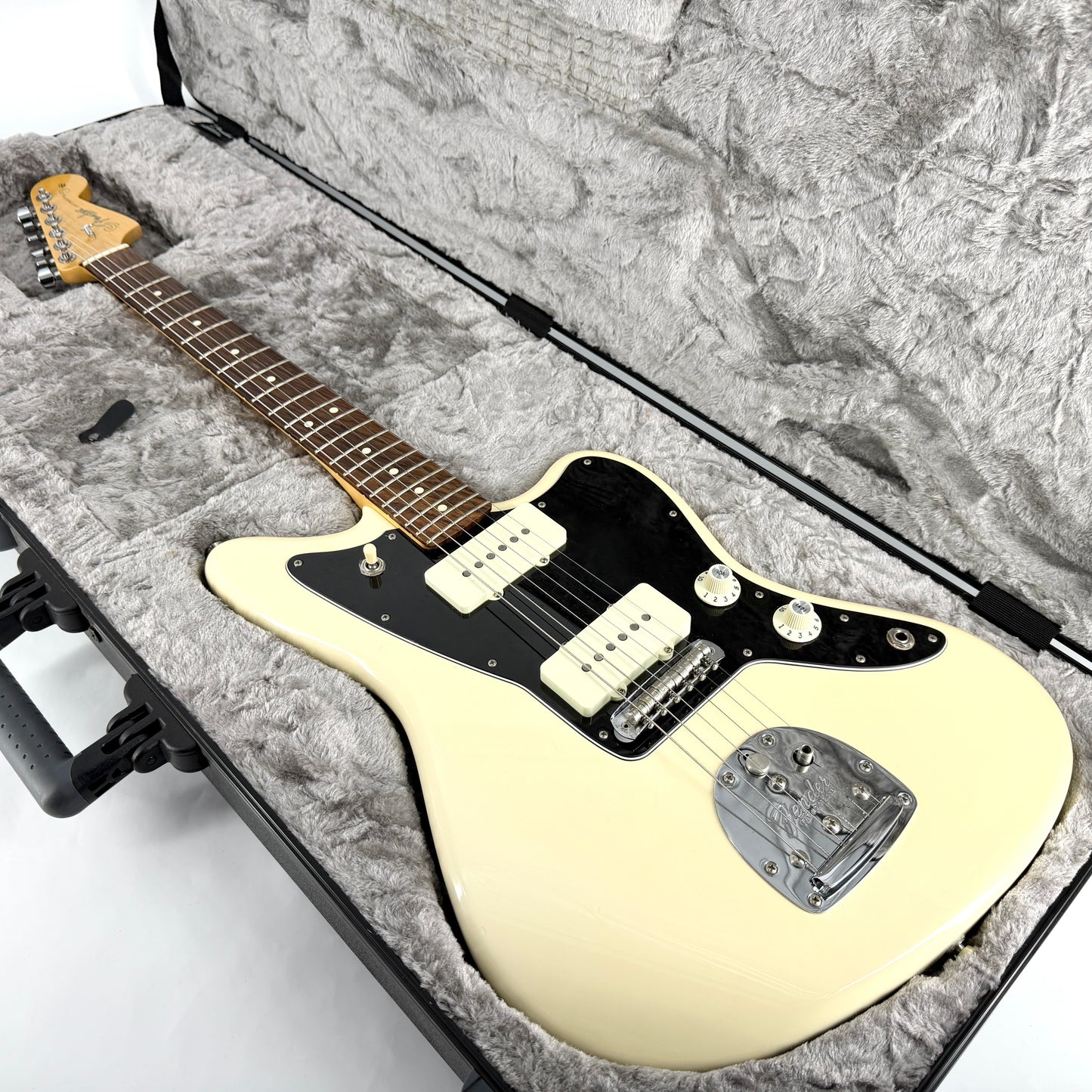 2016 Fender American Professional Jazzmaster – Olympic White