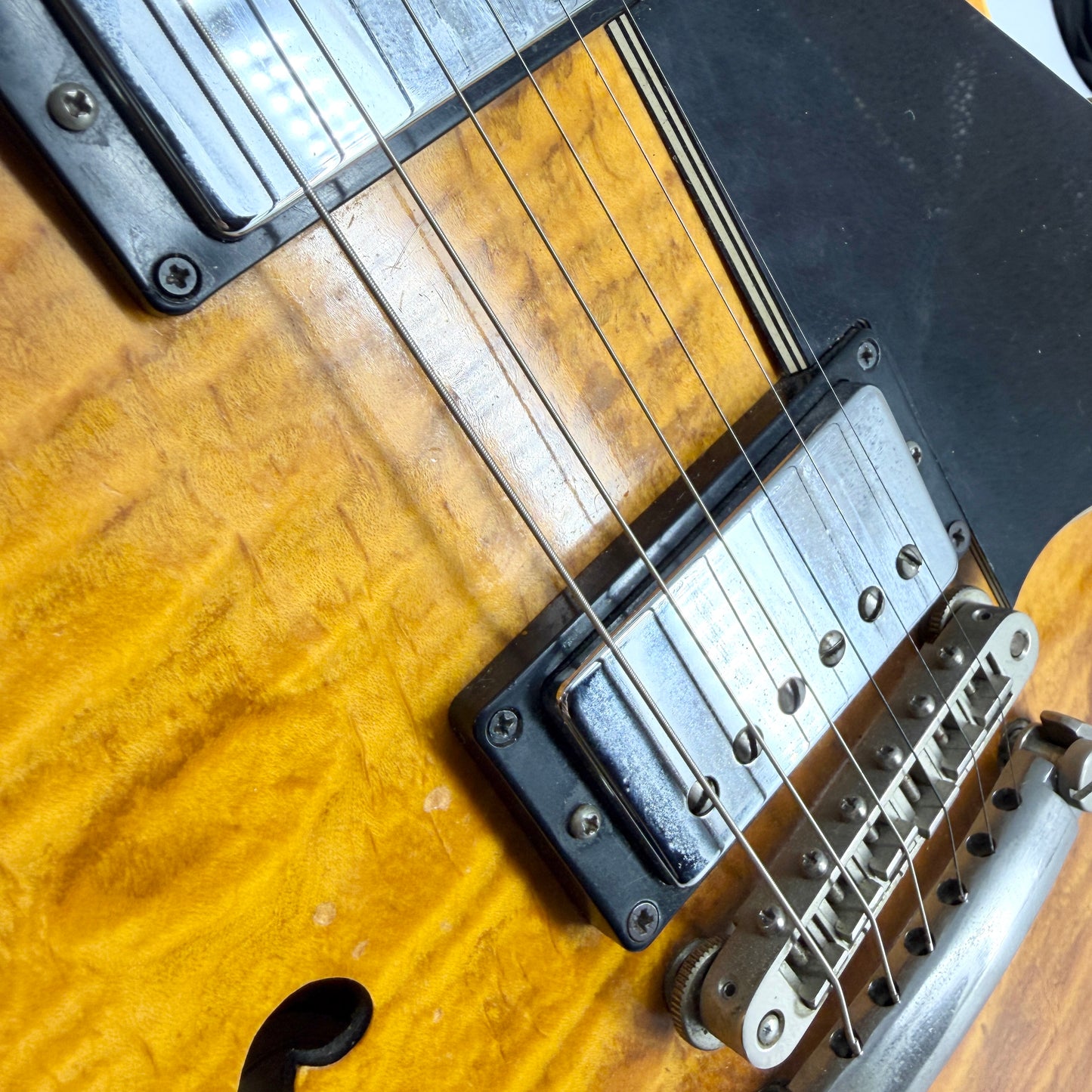 1983 Gibson Custom Shop Edition ES-335 - Natural