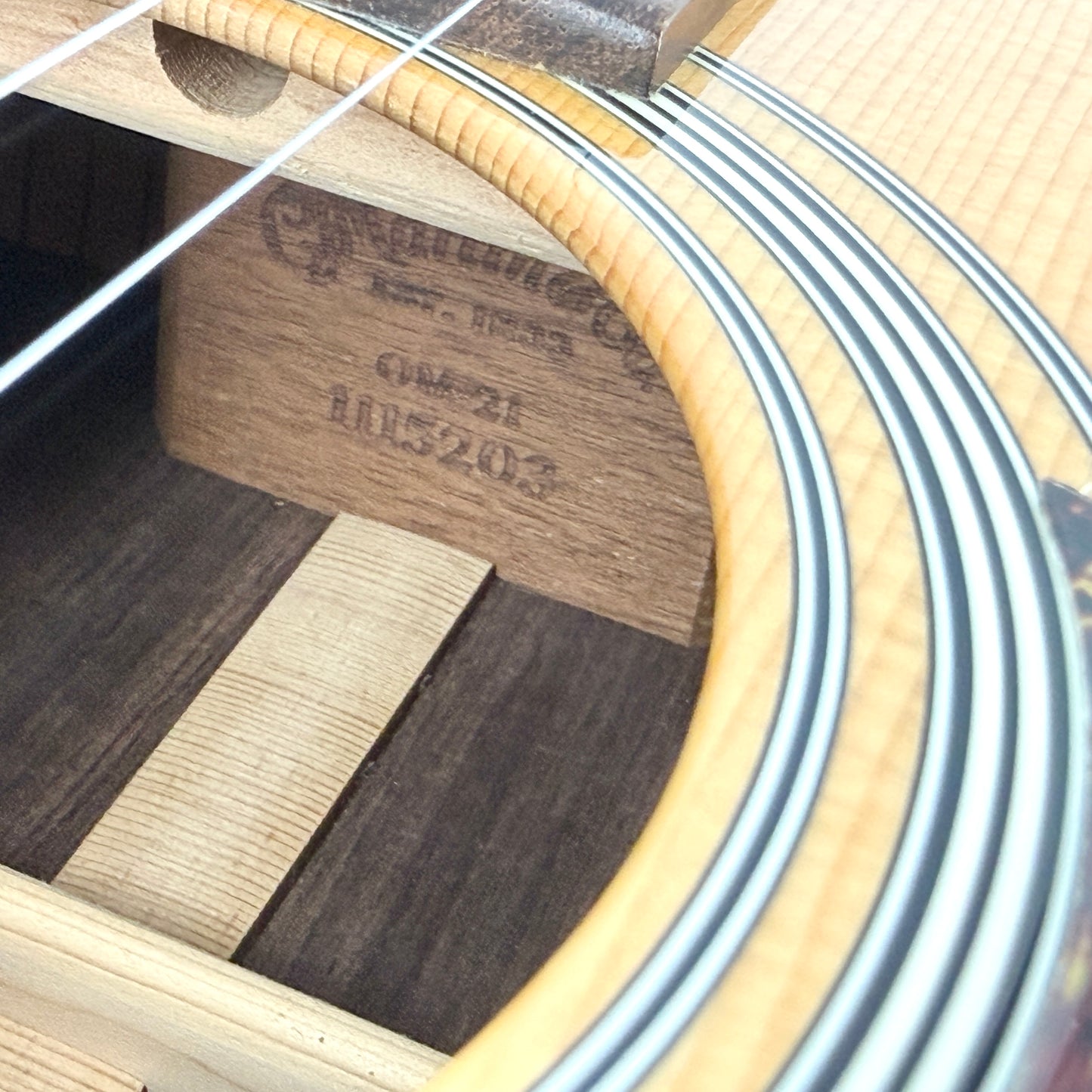 2005 Martin OM-21 – Natural