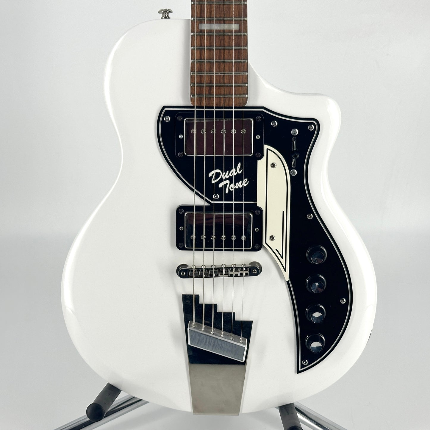 2019 Supro David Bowie 1961 Dual Tone Limited Edition 1224DBHT – White