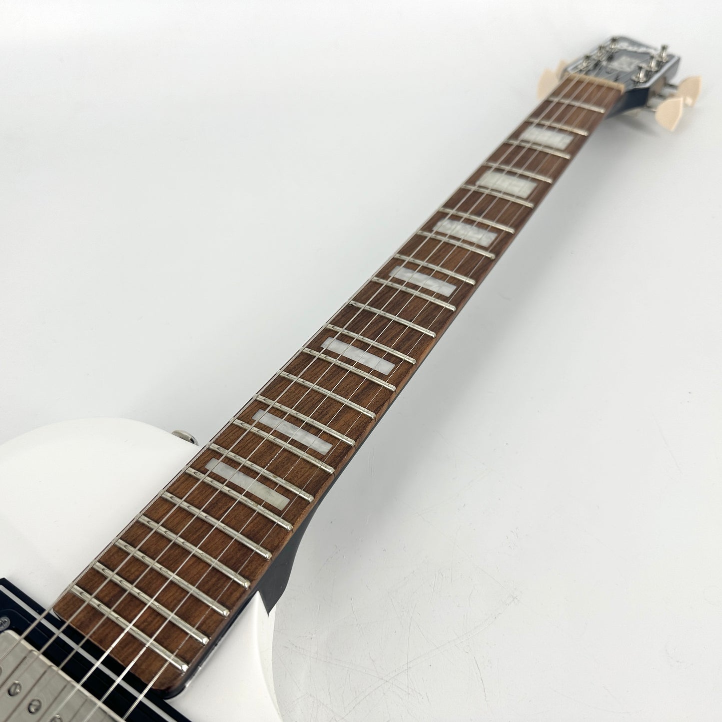 2019 Supro David Bowie 1961 Dual Tone Limited Edition 1224DBHT – White