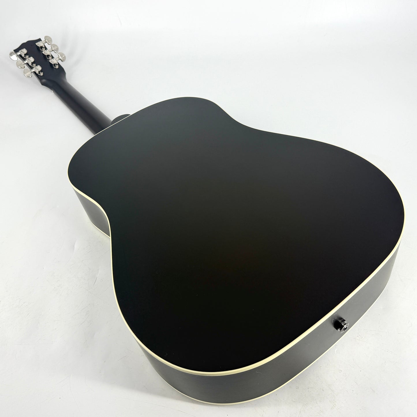 2025 Gibson J-45 Special – Satin Vintage Sunburst