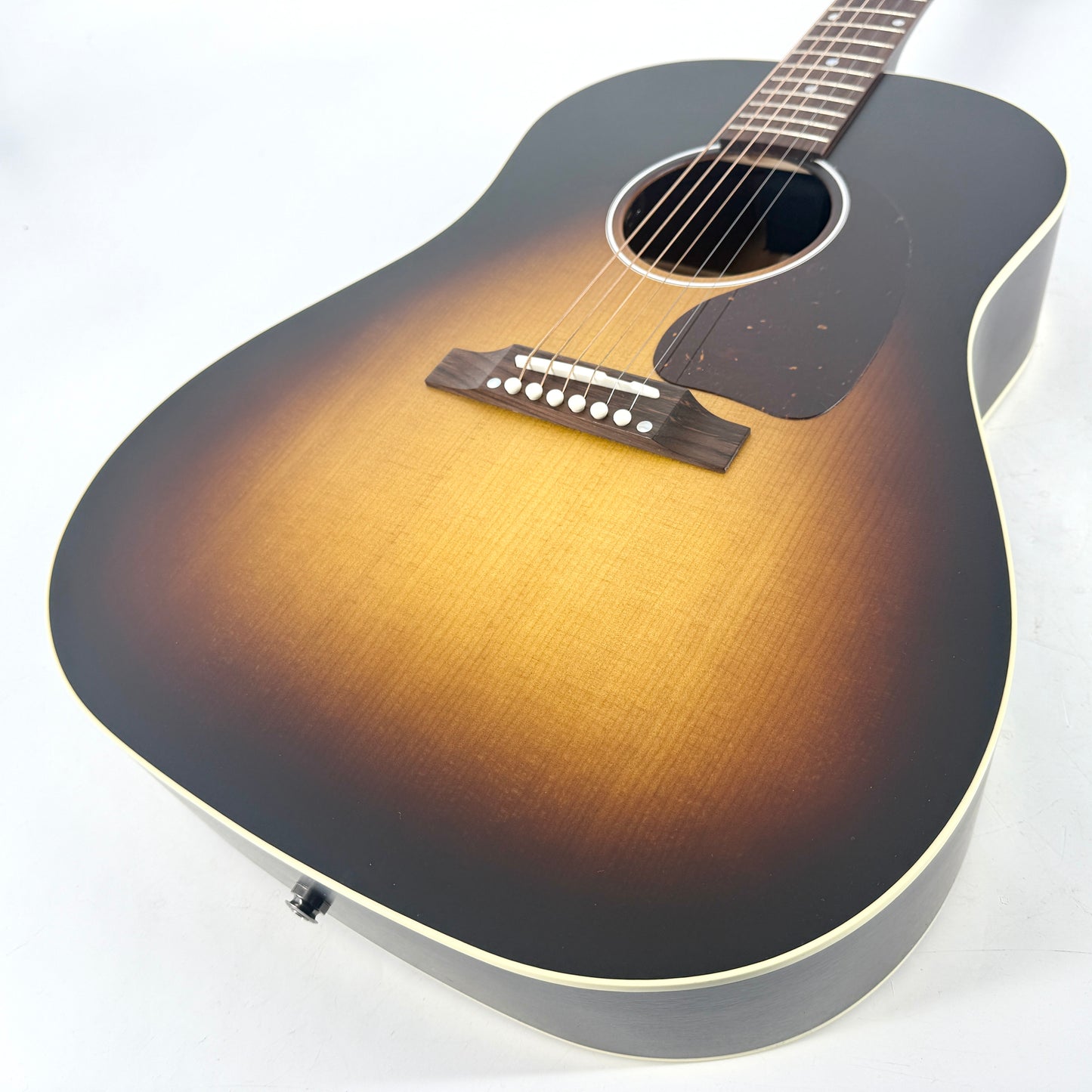 2025 Gibson J-45 Special – Satin Vintage Sunburst