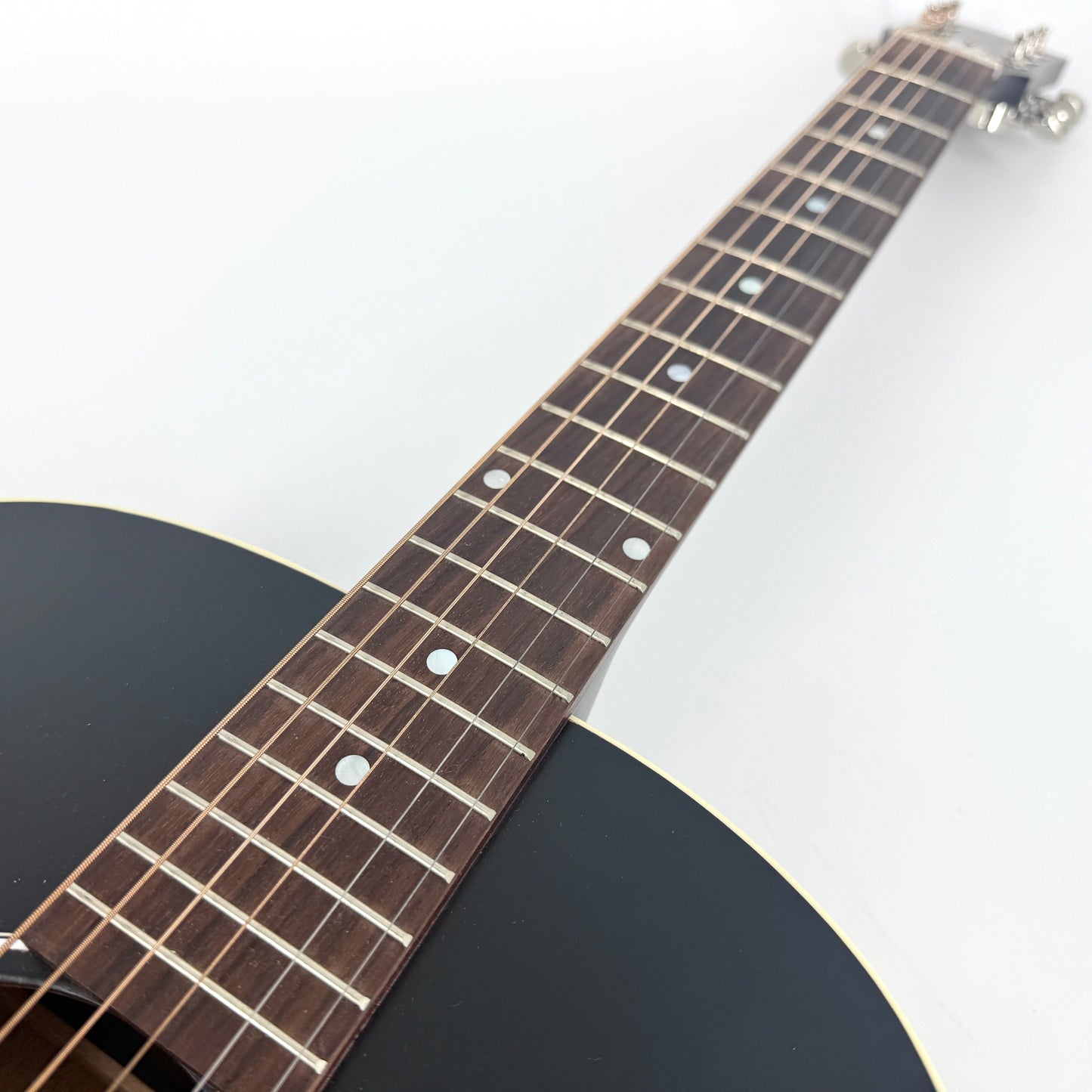 2025 Gibson J-45 Special – Satin Vintage Sunburst