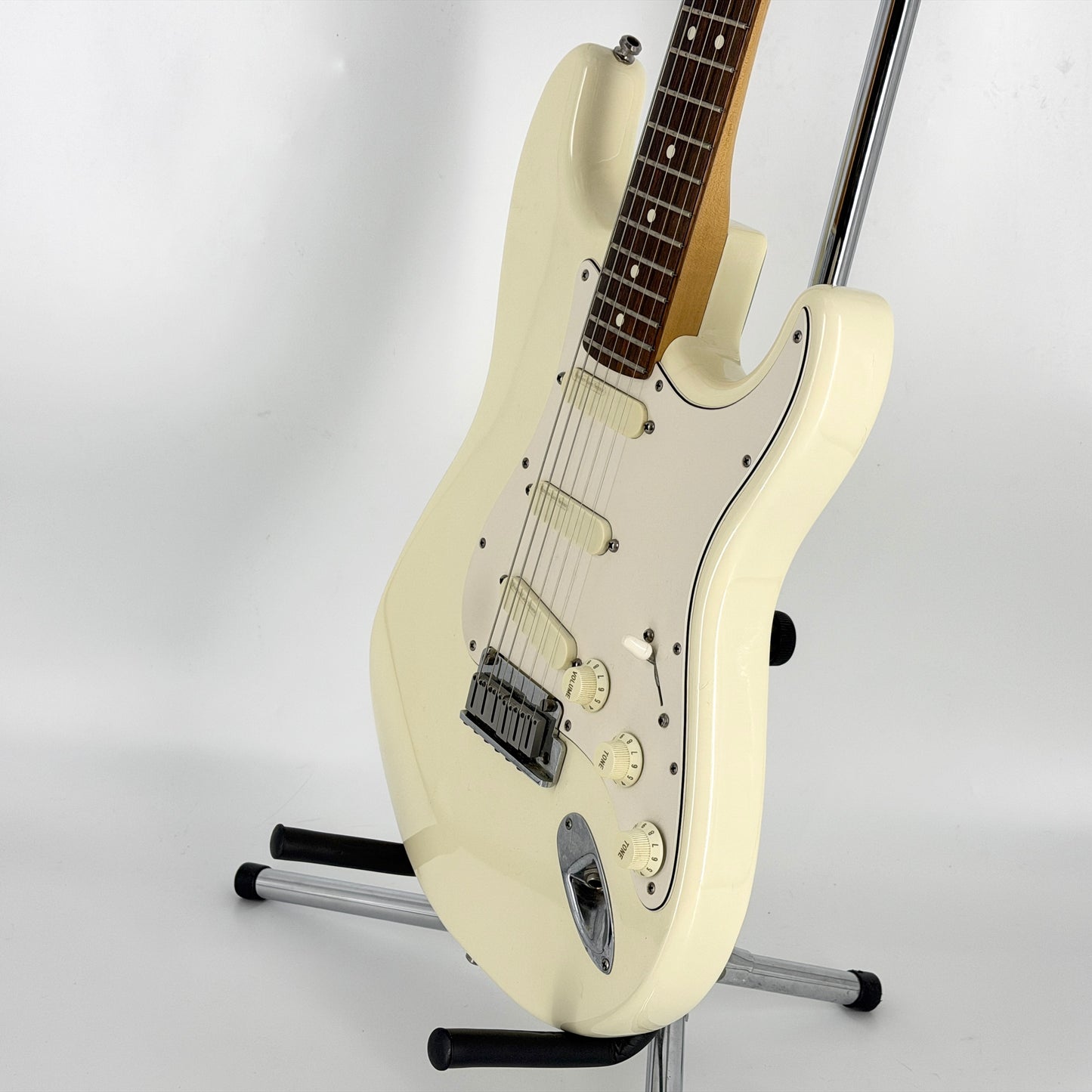 1991 Fender Strat Plus - Olympic White