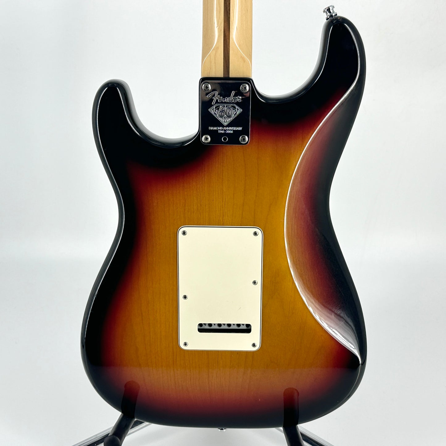 2006 Fender 60th Diamond Anniversary Commemorative American Stratocaster – Sunburst