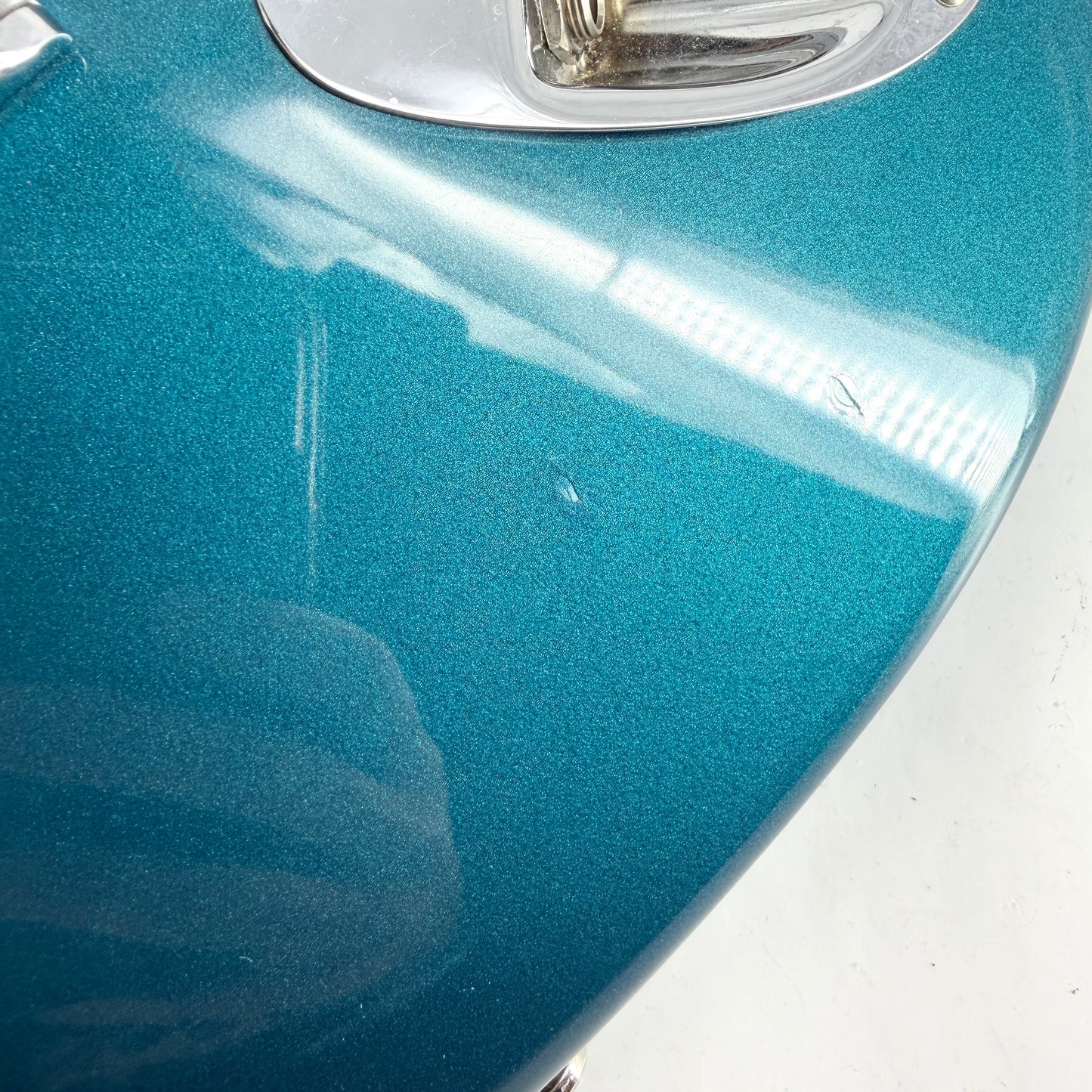 2000 Fender American Standard Stratocaster – Ocean Marine Metallic