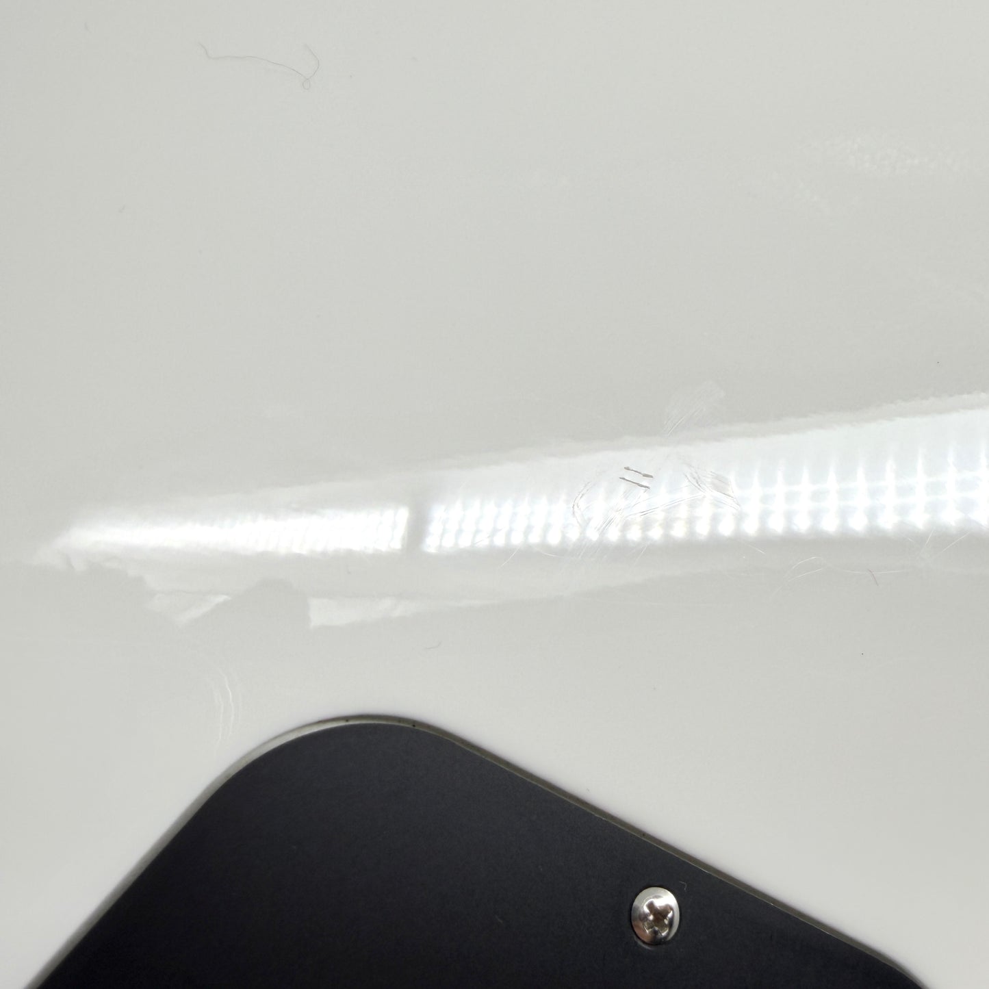 2020 Fender Troublemaker Telecaster Deluxe - Arctic White