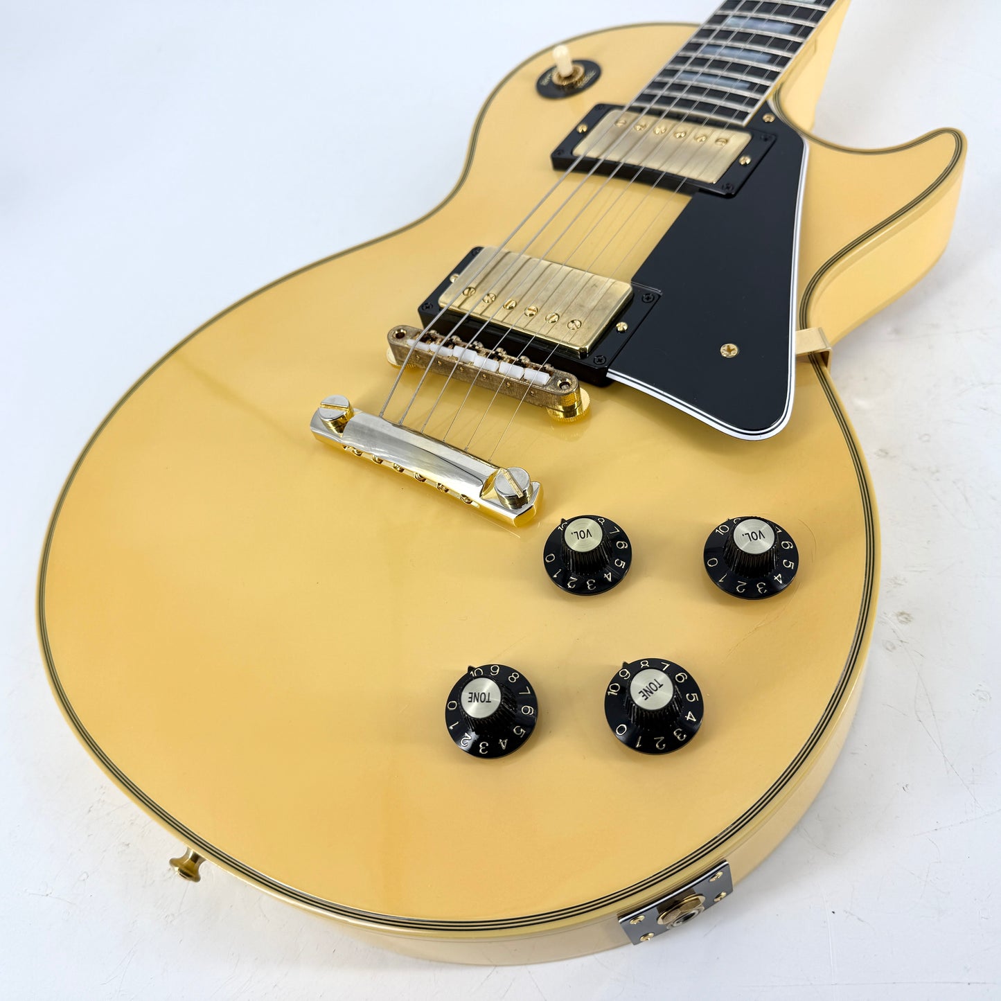 2023 Gibson Custom Shop M2M 1968 Les Paul Custom – Heavy Antique White