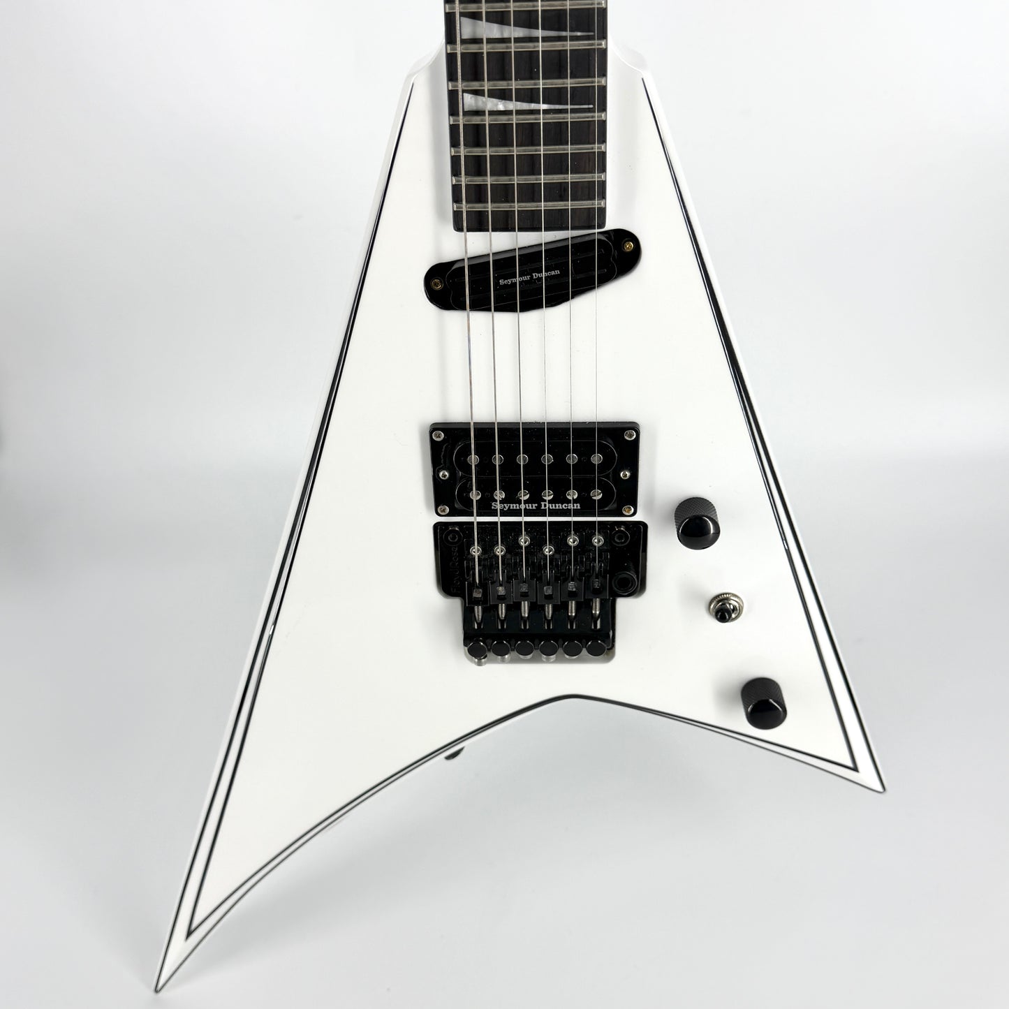 2022 Jackson Concept Series Randy Rhoads RR24 HS - White & Black Pinstripe