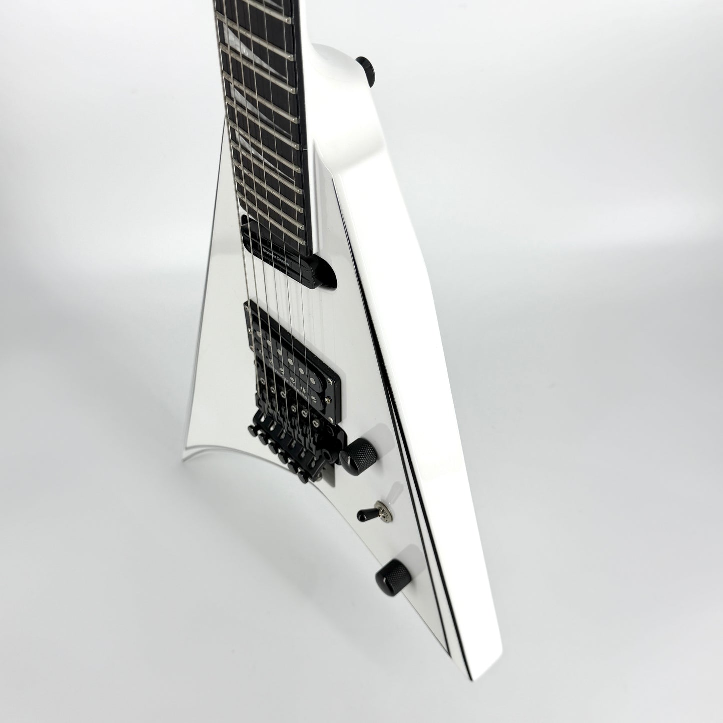 2022 Jackson Concept Series Randy Rhoads RR24 HS - White & Black Pinstripe