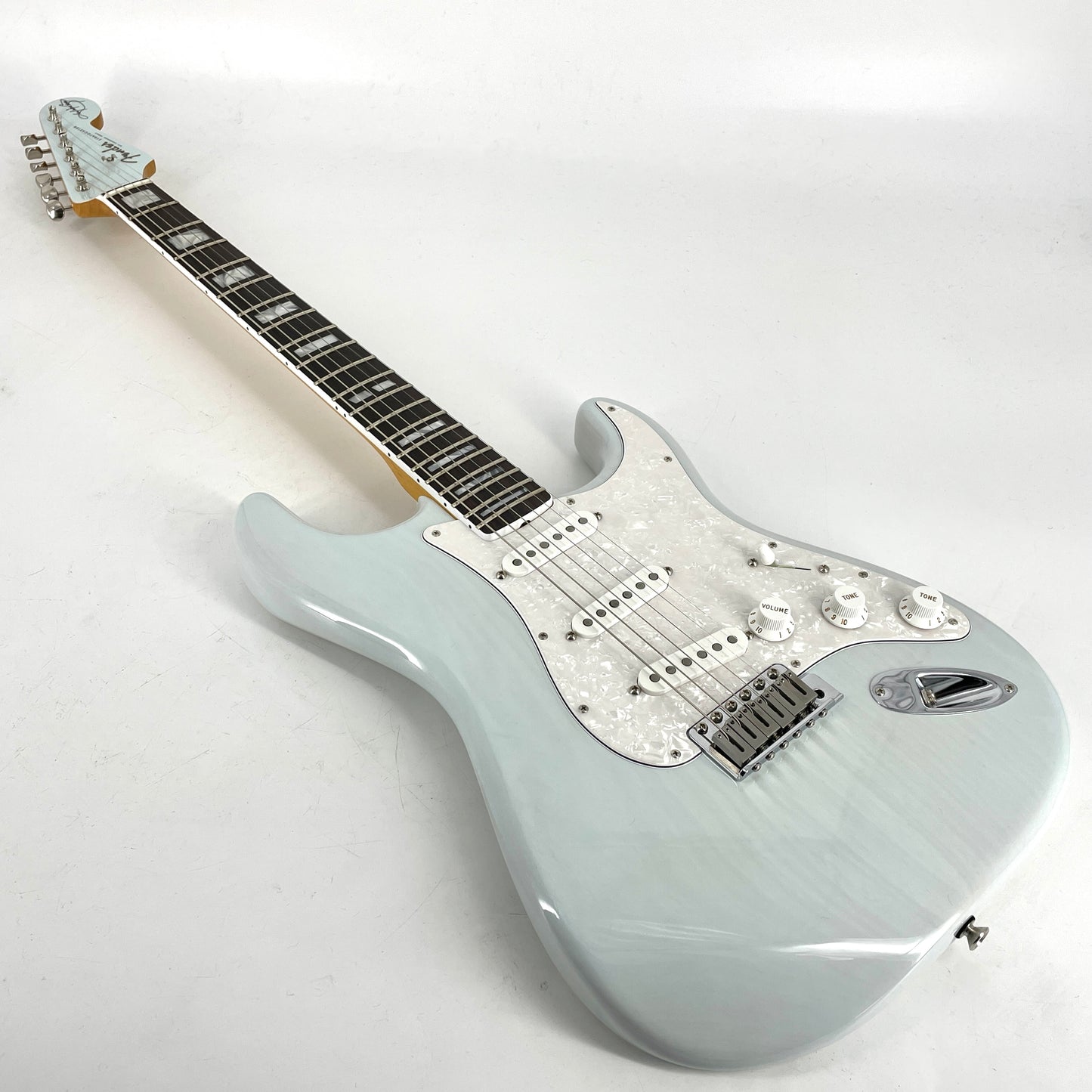 2020 Fender Kenny Wayne Shepherd American Signature Stratocaster – Trans Faded Sonic Blue