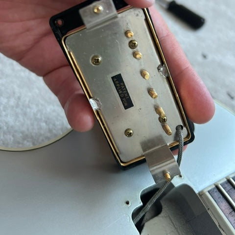 2002 Gibson Custom Shop Les Paul Standard – Silver