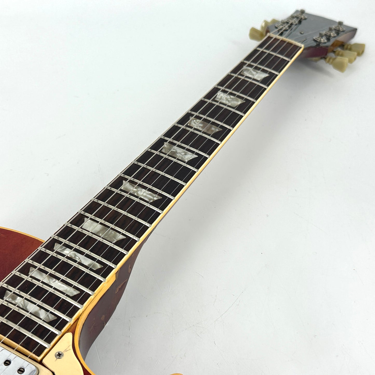 1974 Gibson Les Paul Deluxe - Cherry Sunburst