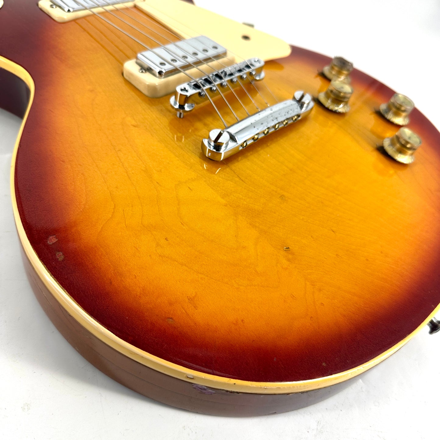 1974 Gibson Les Paul Deluxe - Cherry Sunburst