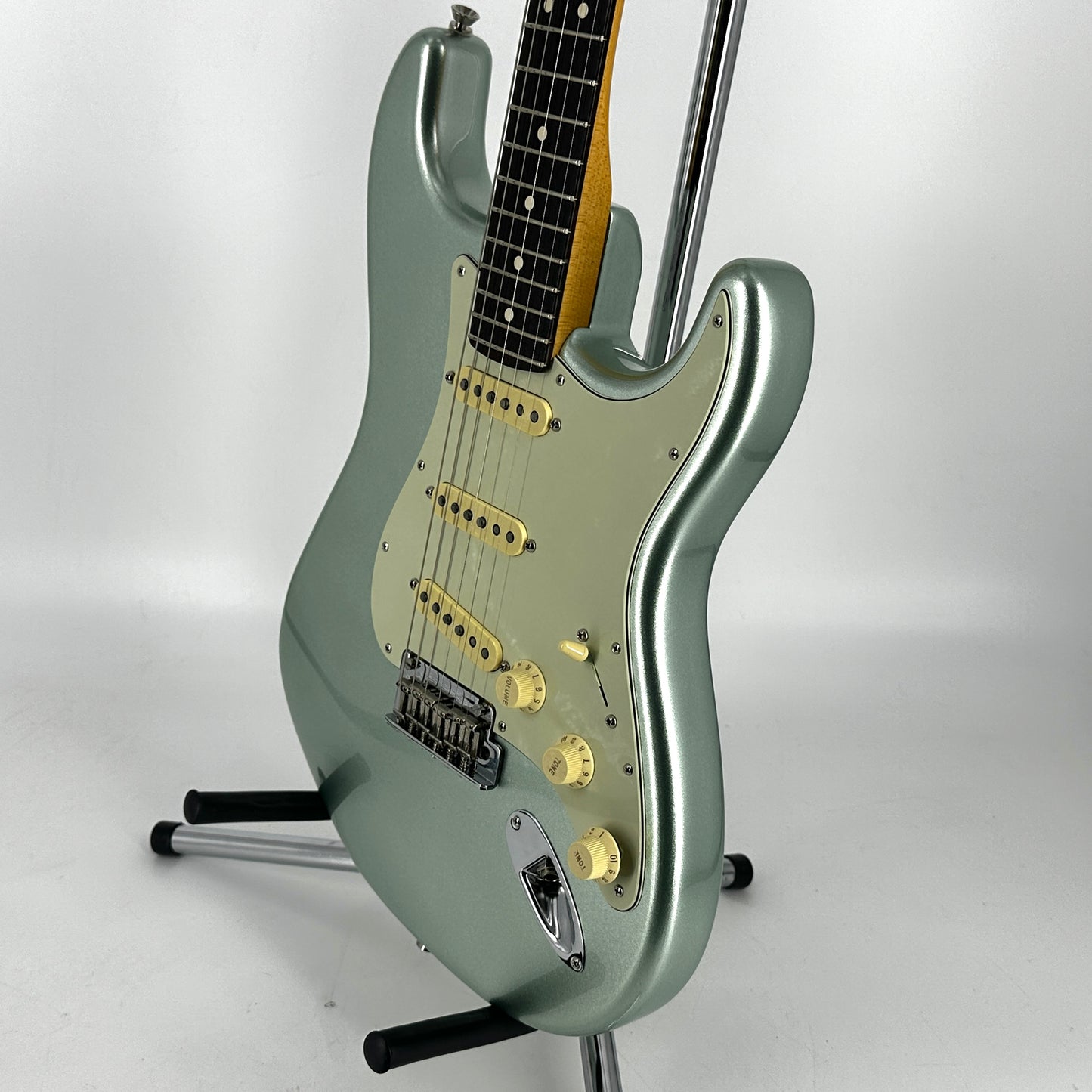 2021 Fender American Professional II Stratocaster – Mystic Surf Green