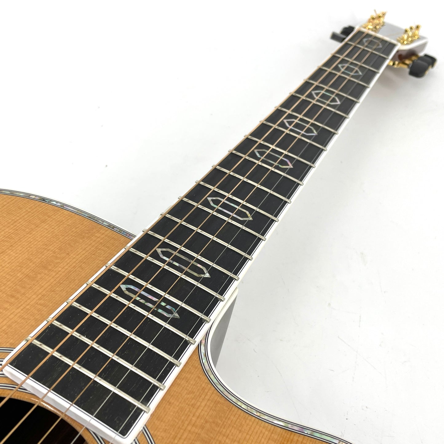 2007 Martin OMC Aura - Natural
