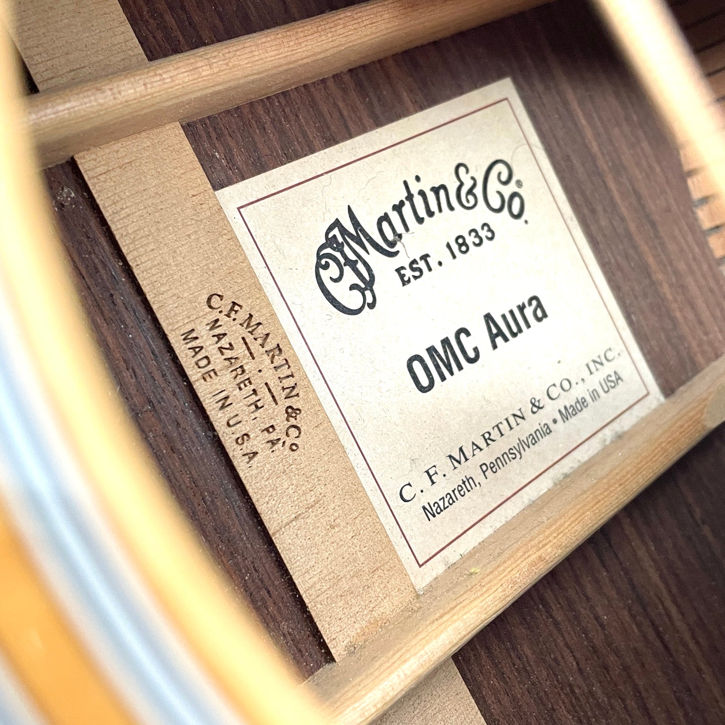 2007 Martin OMC Aura - Natural