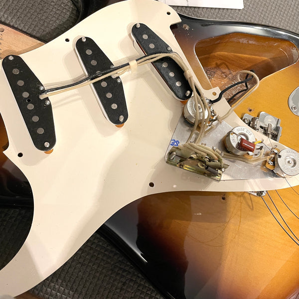 2005 Fender Custom Shop '56 Stratocaster – 2 Tone Sunburst NOS